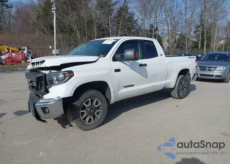 2019 Toyota Tundra Sr5 5.7L V8 z USA, uszkodzony, nr VIN 5TFUY5F16KX844481